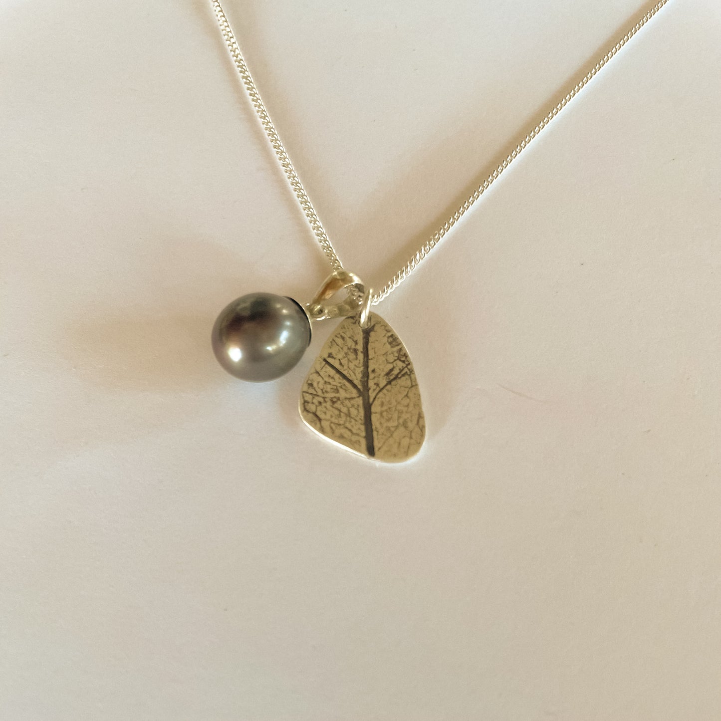 Duo black pearl necklace