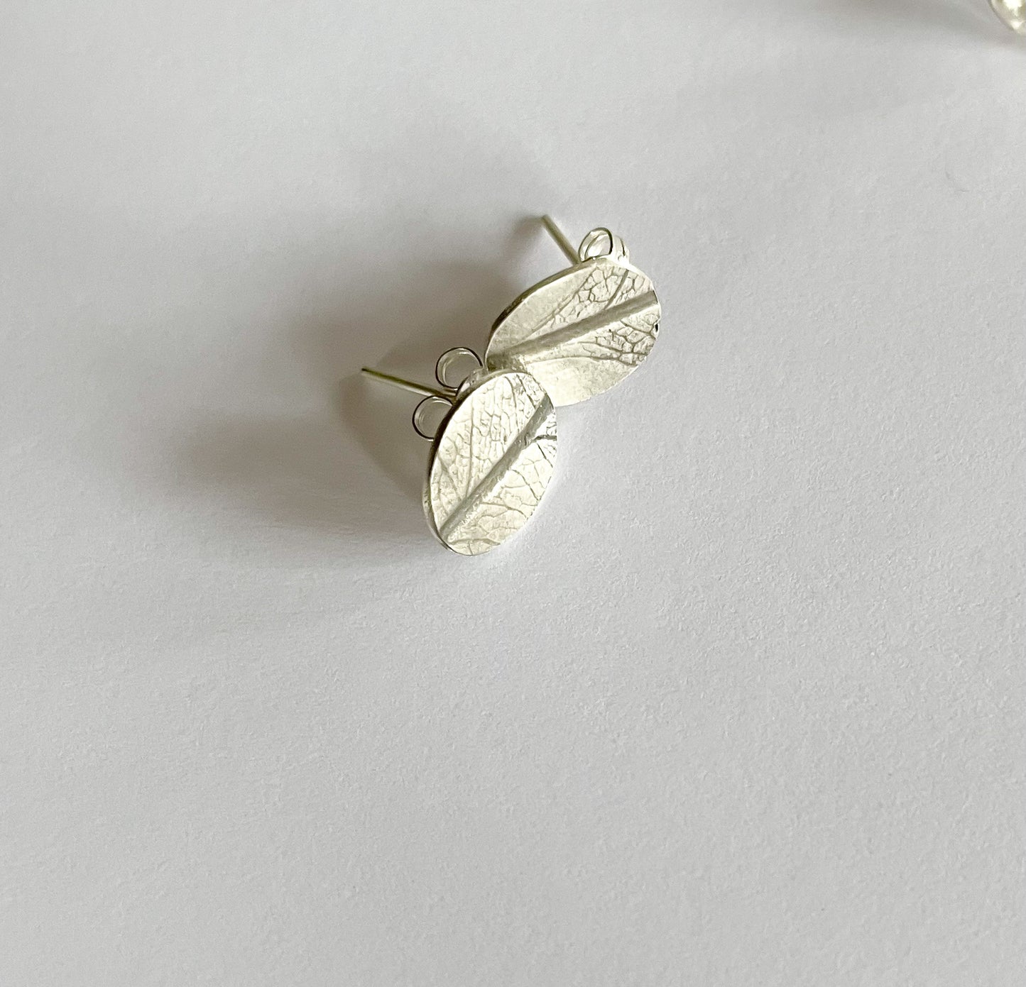 Earthlines Studs - Silver Leaf Earrings
