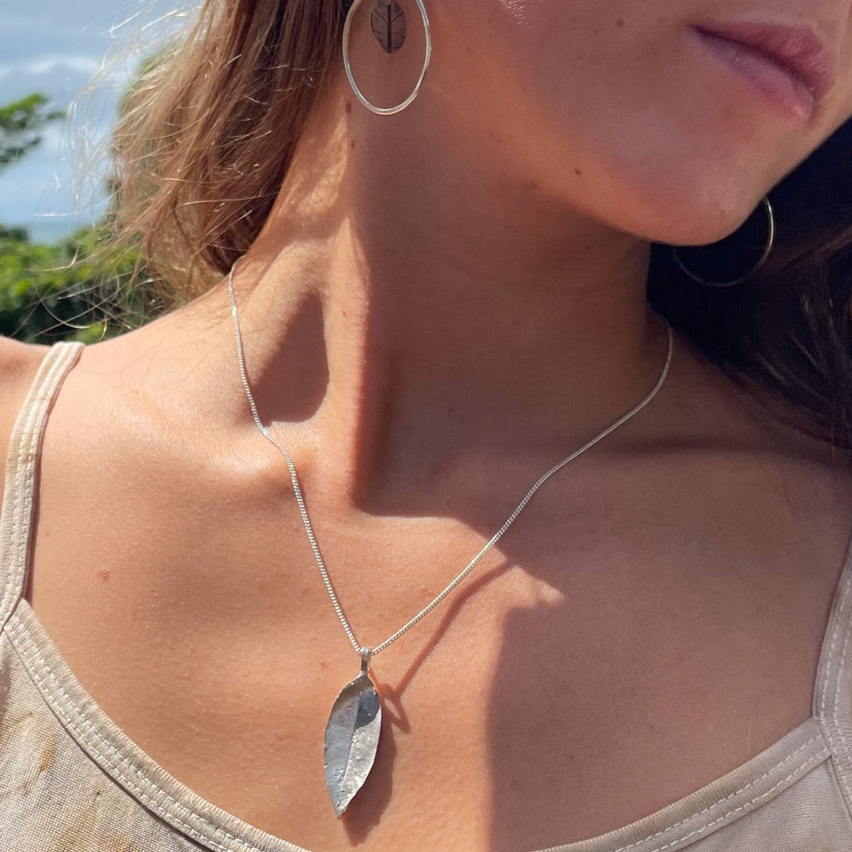 silver leaf necklace+raw+beauty