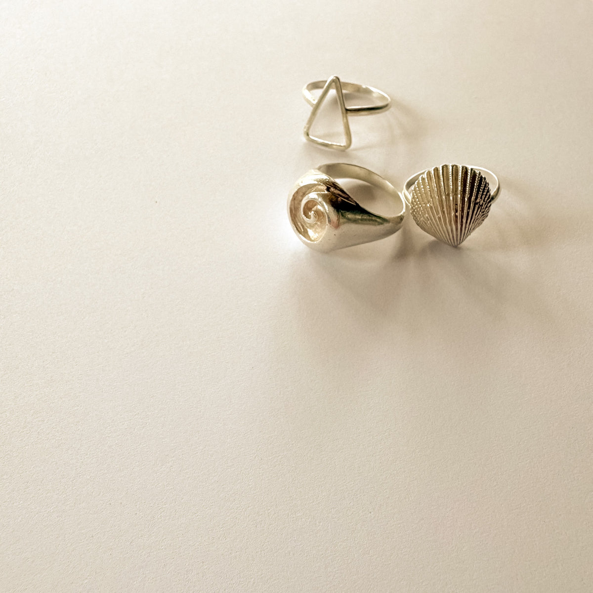 Anahata ring