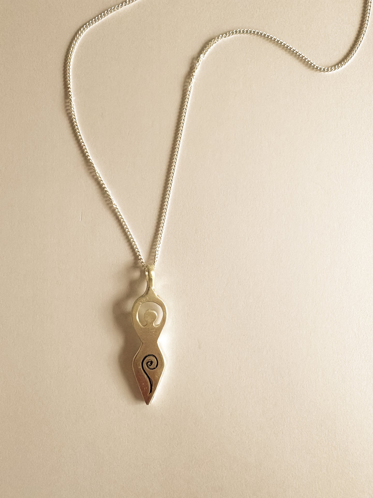 Maeve necklace