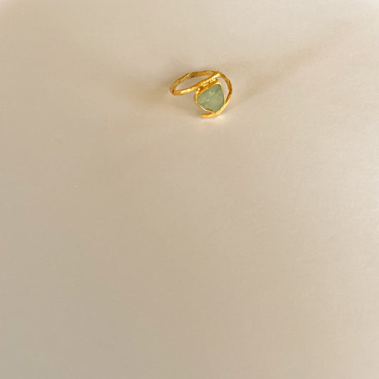 aquamarine-twig-detail-ring