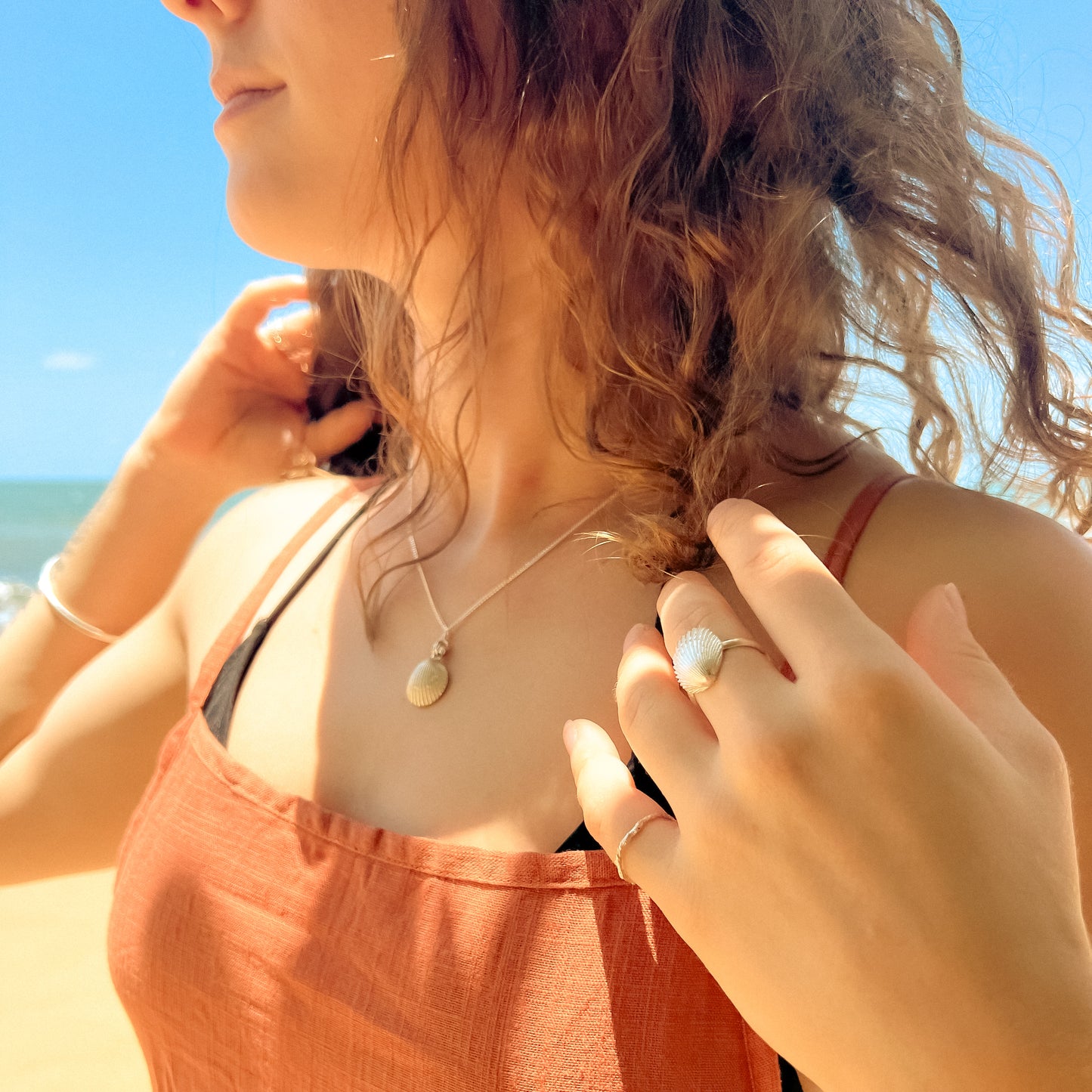 Livi Sea Shell necklace